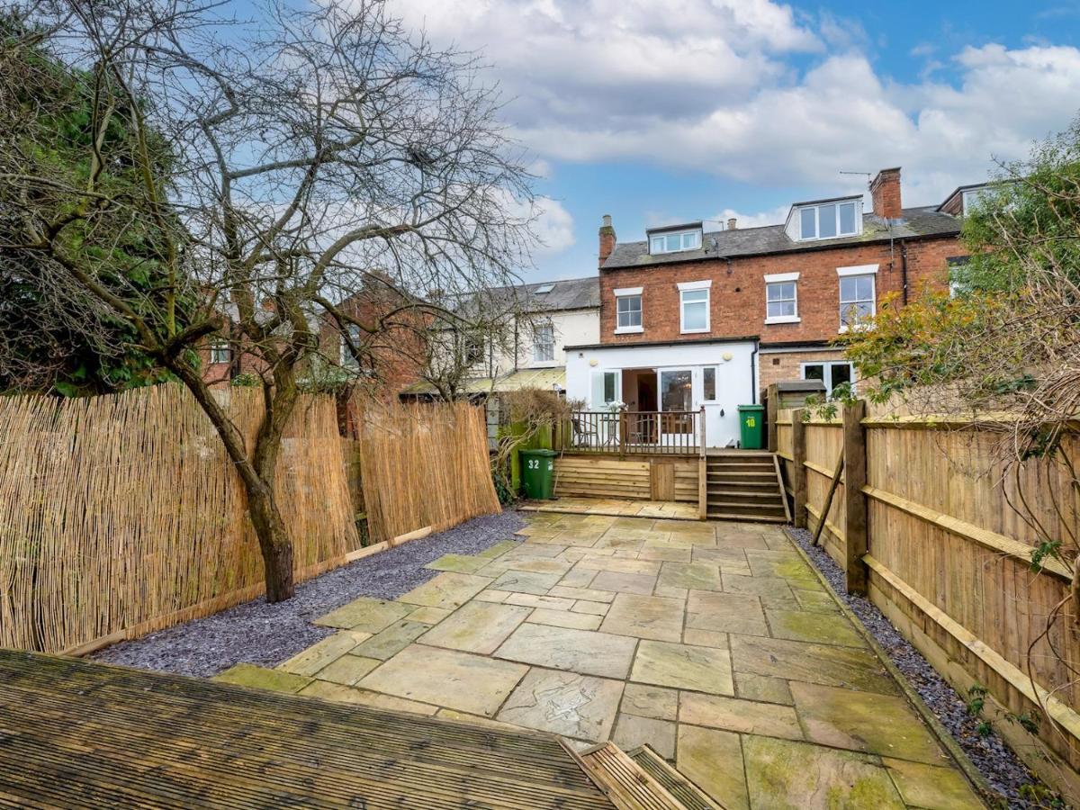 Pass The Keys 3 Storey Townhouse Shrewsbury Exteriör bild
