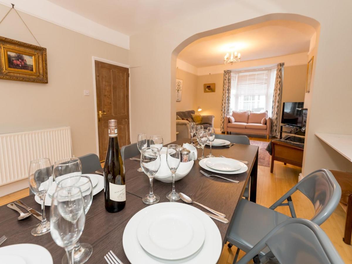 Pass The Keys 3 Storey Townhouse Shrewsbury Exteriör bild